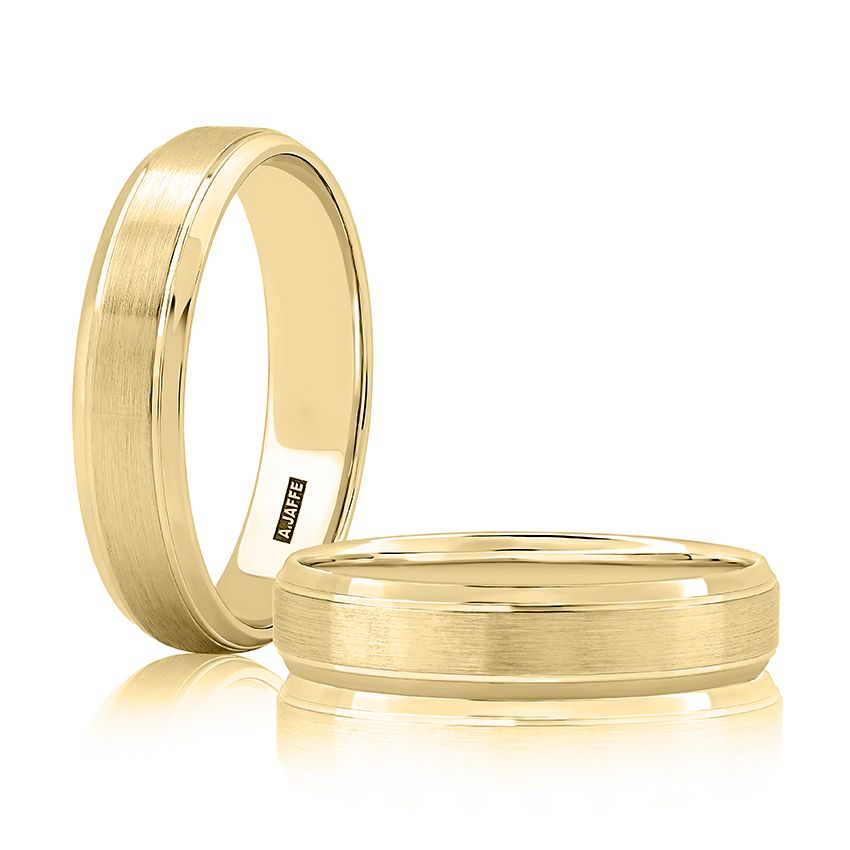 Domed Brushed Matte Platinum Men’s Wedding Band With Polished Edges