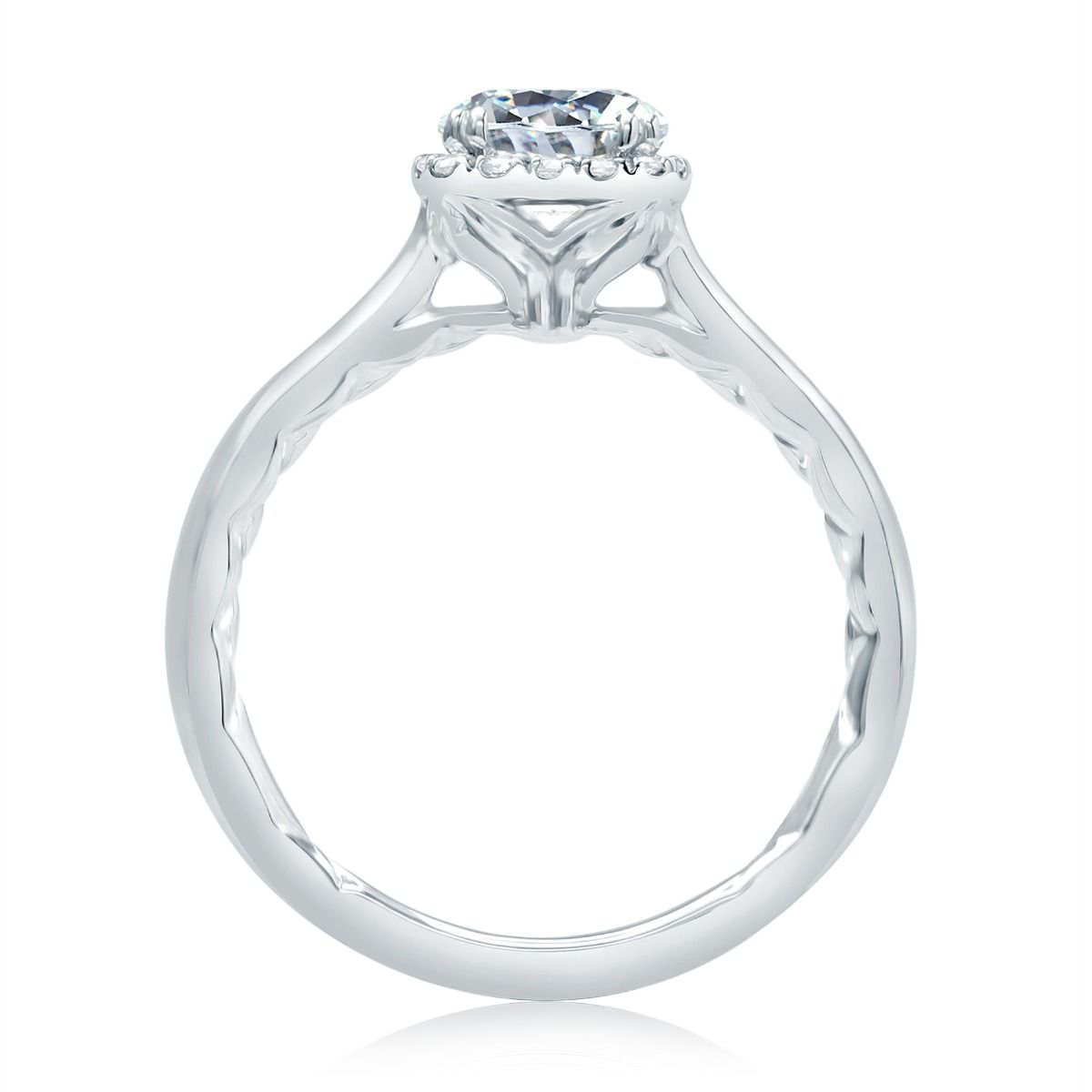 Scalloped Halo Diamond Engagement Ring with Quilts® Interior