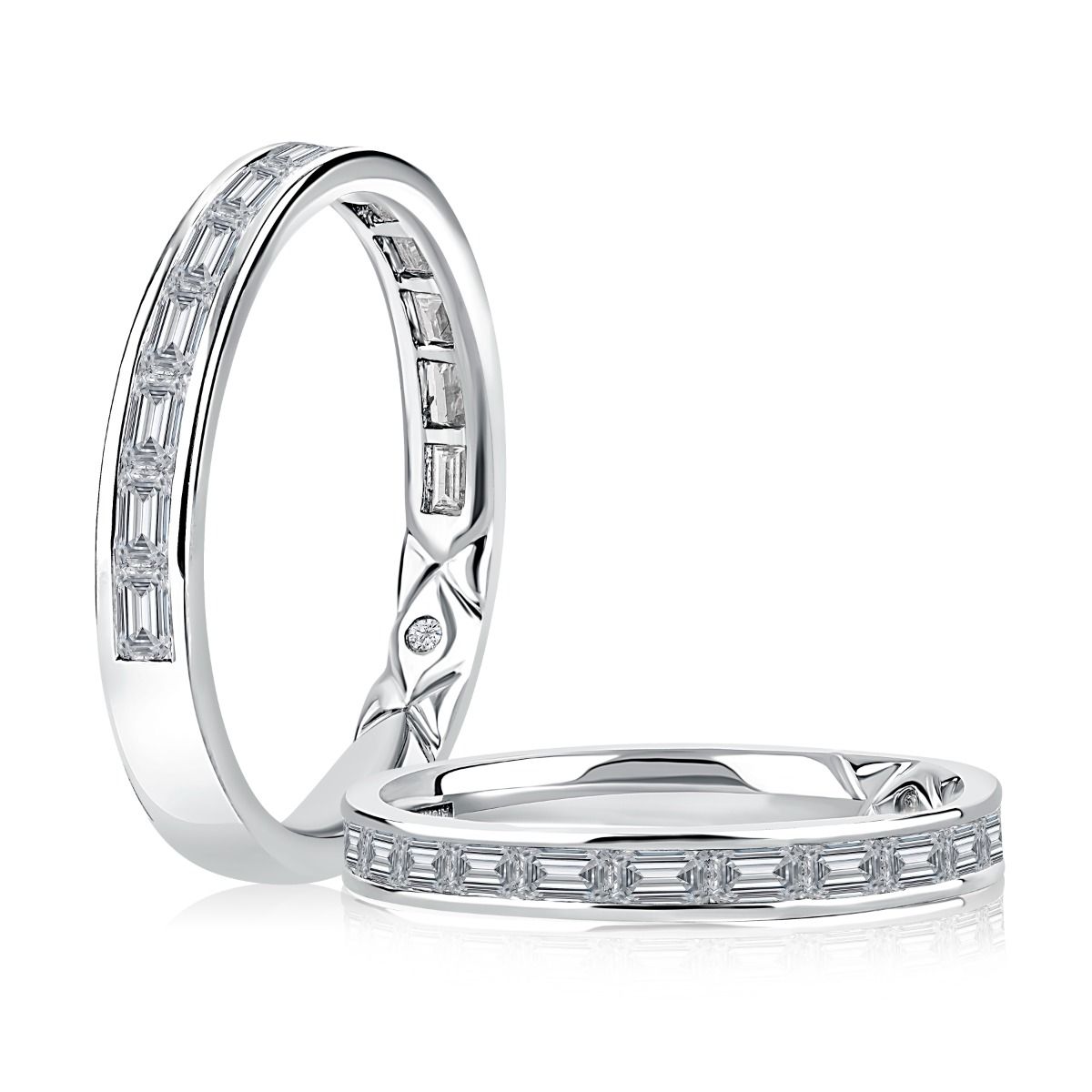 5CT Round Center Stone Diamond Engagement Ring with Hidden Halo and Quilts® Interior, photograph 7