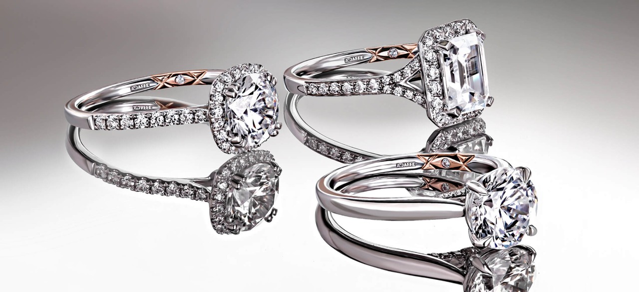Round Cut Engagement Rings